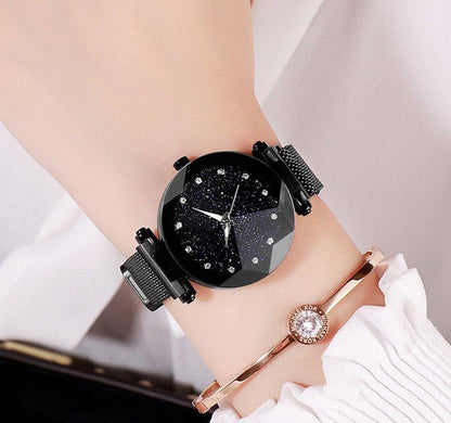 Women's Classic Analogue Magnetic Watch