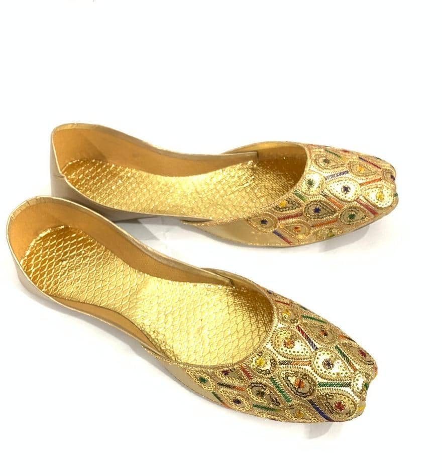 Women's Rexine Fancy Embroidered Khussa